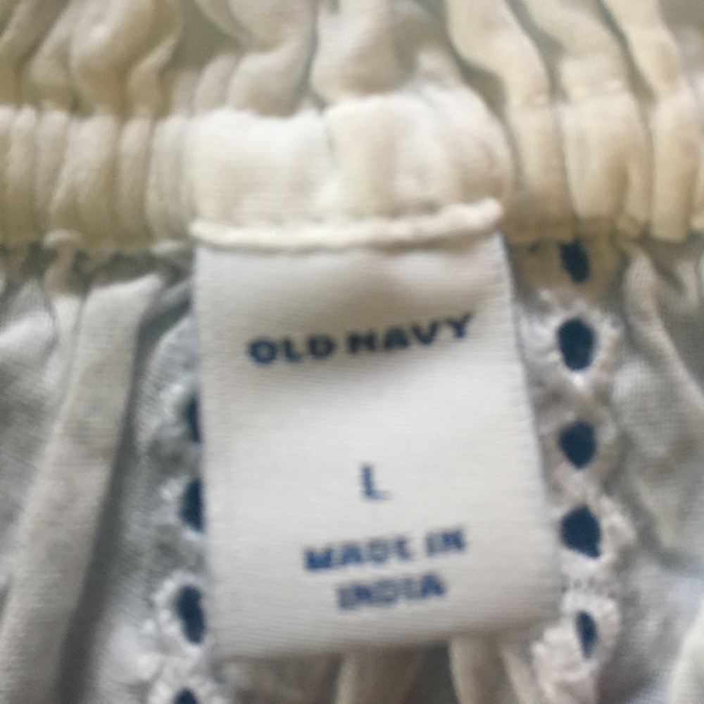 Old Navy size large eyelet top